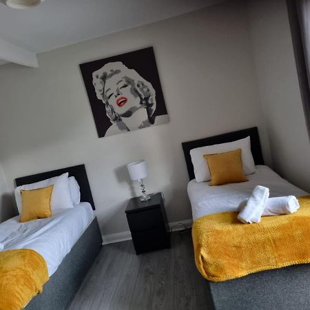 Grey Stone Studio Apartments ハリファックス エクステリア 写真